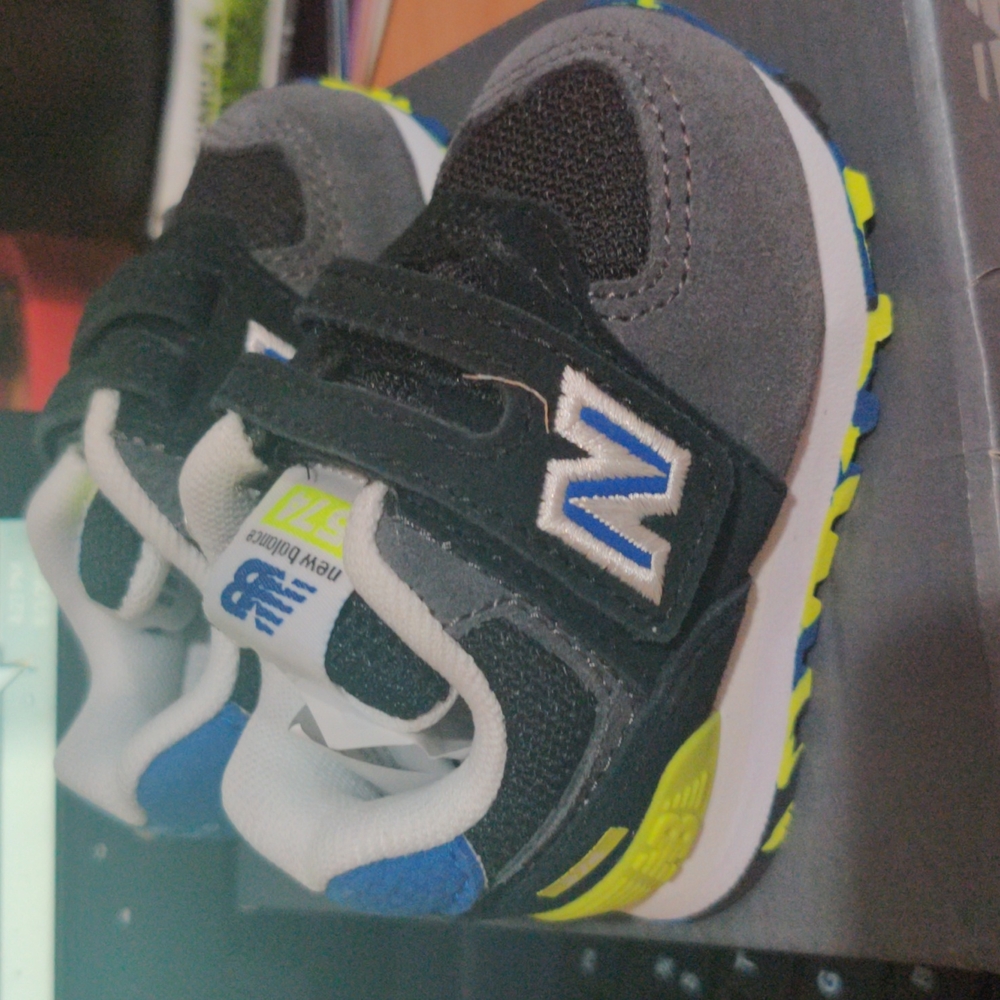 Baby New Balance 574 crib shoes sneakers size infant 2W